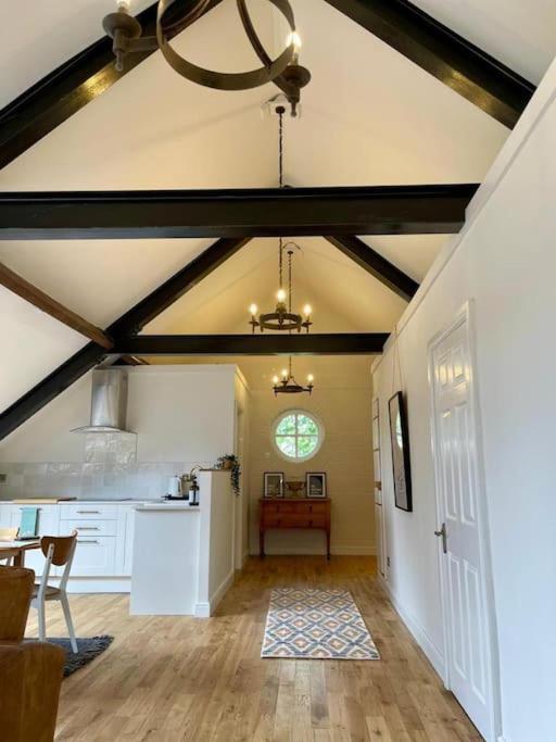 The Coach House Harthill 아파트 외부 사진